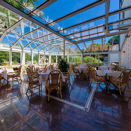 Hotell Seeschloss 3*