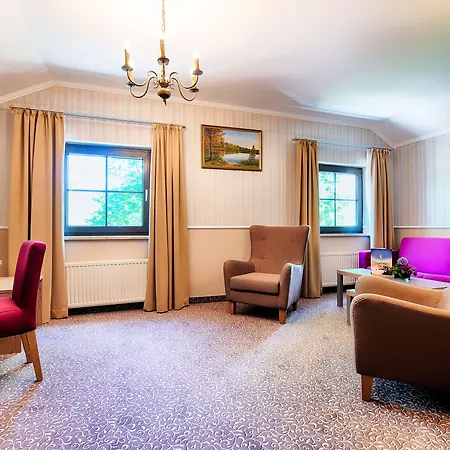Hotel Seeschloss 3*